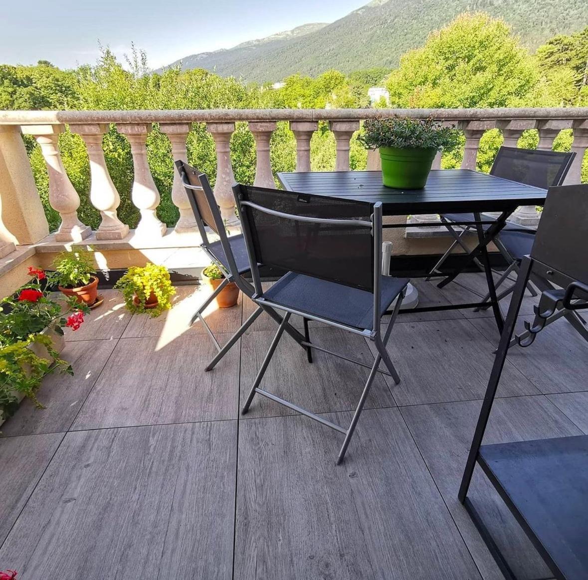 Hebergeneve Les Terrasses Apartment Жекс Екстериор снимка